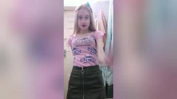 video of butterface blonde with perfect body