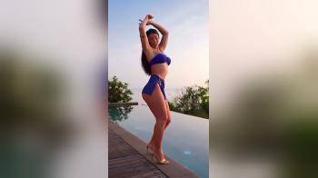 video of Desireones Poolside Twerk Babe