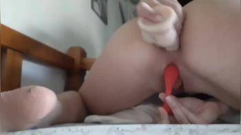 video of Feeding my holes 4 you