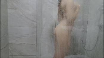 video of We don t Give a Fuck, we Fuck in the Shower