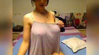 video of amateur girl stacked with amazing tits does webcam