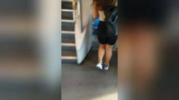 video of Hot commuter babe with VTL