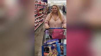 video of regular weekly grocery shopping