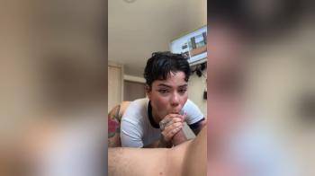 video of Short haired babe sucking cock 1