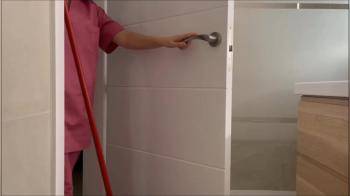 video of Surprised the Hotel Cleaner who comes to Clean and gives me a Blowjob