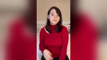 video of big tit drop and wiggle