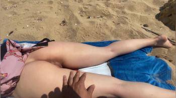 video of Public Beach Massage Ends With Rough Fuck N Cumshot