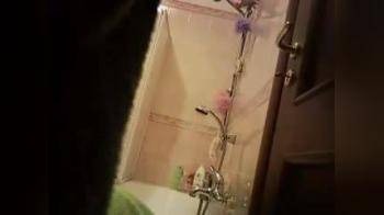 video of 1 shower bush hc