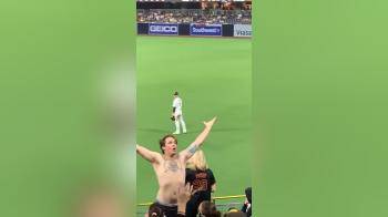 video of Drunk Blonde SF Giants Flashes Her Nice Tits At A Padres Game in 2021