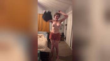 video of Stripping to show all of her hairy bits