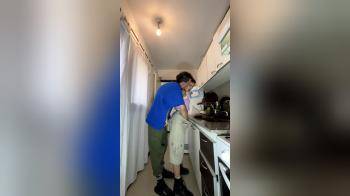 video of I Invited My Neighbor To Eat He Surprised Me From Behind And Fucked Me In The Kitchen