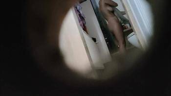 video of Hottie drying off after her shower