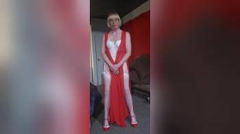 video of Blond posing for fun
