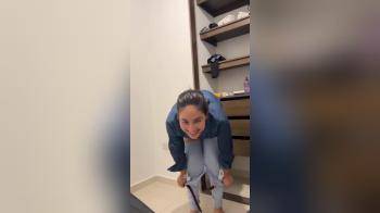 video of Latina with great tits undresses
