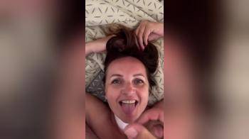 video of Making a mess on her face