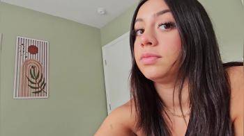 video of Latin GF Shows Me What She Learned In College