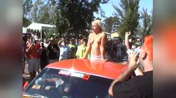 video of top off in the truck