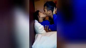 video of Sri Lankan lovers 1st night alone
