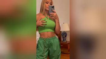 video of She wanted to show me what Im about to get