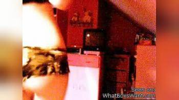 video of Webcam girl camouflage hotpants