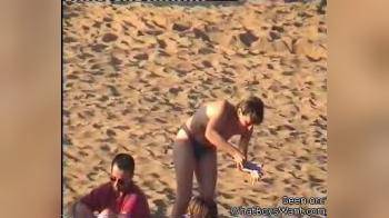 video of Beach voyeur