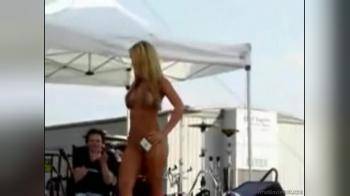 video of bikini contest girl