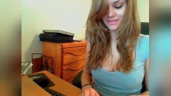 video of MSN Goddess Lilu Flash Tits