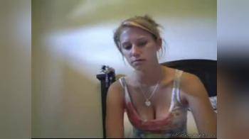 video of girl bates on cam