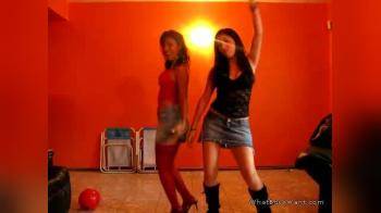 video of Latin girls miniskirt dance