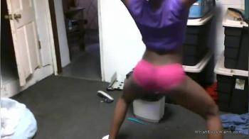 video of Ebony Girl in Pink Shorts Booty Shanking
