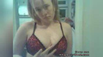 video of Webcam Strip Tease Yummy